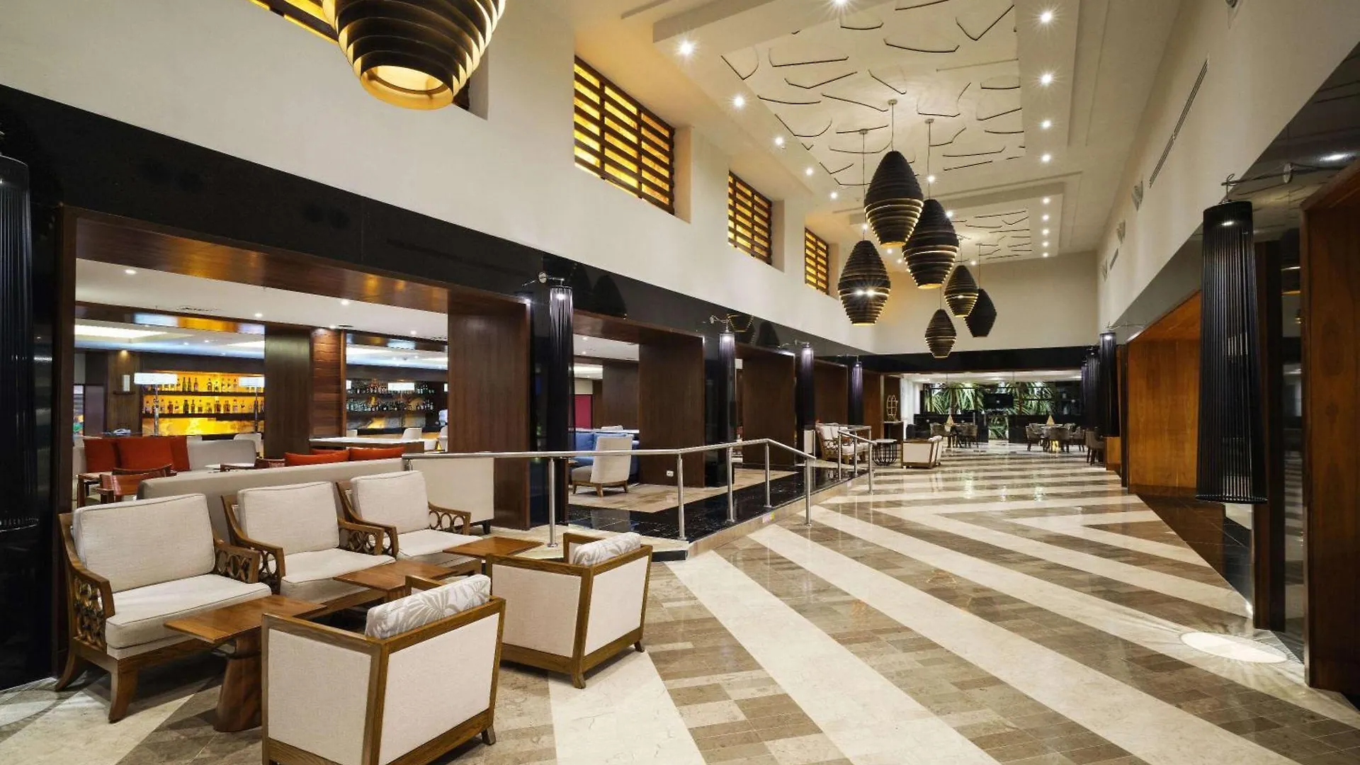 Wyndham Grand Cancun All Inclusive Resort & Villas 5*,
