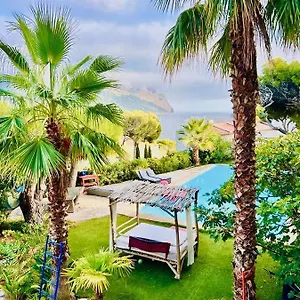 Homestay Astoria Maison D Hotes Vue Avec Piscine Cassis