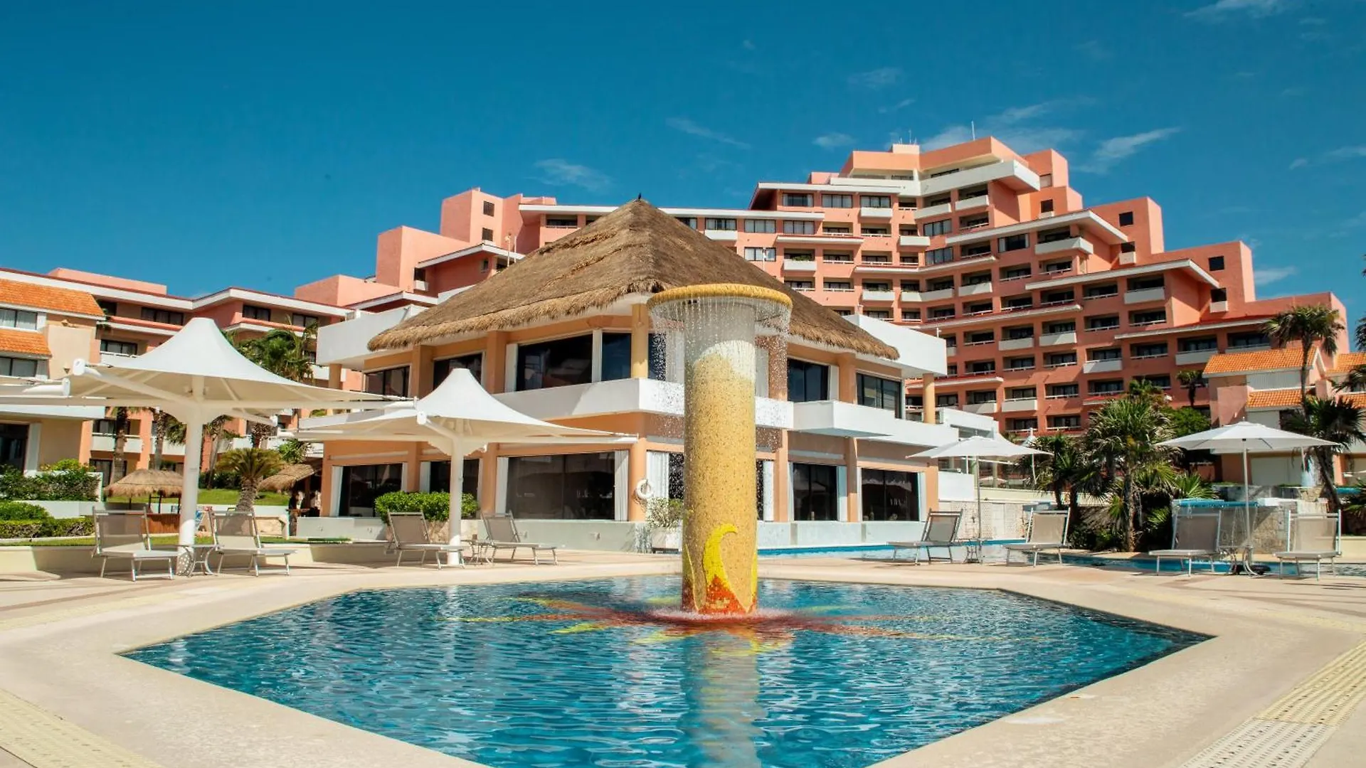 Hotel Wyndham Grand Cancun All Inclusive Resort & Villas